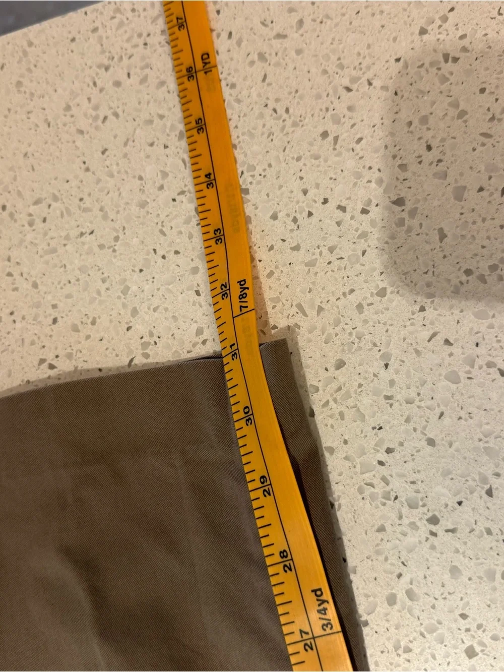NNO7 Men's Slim Chino Pants in Brown